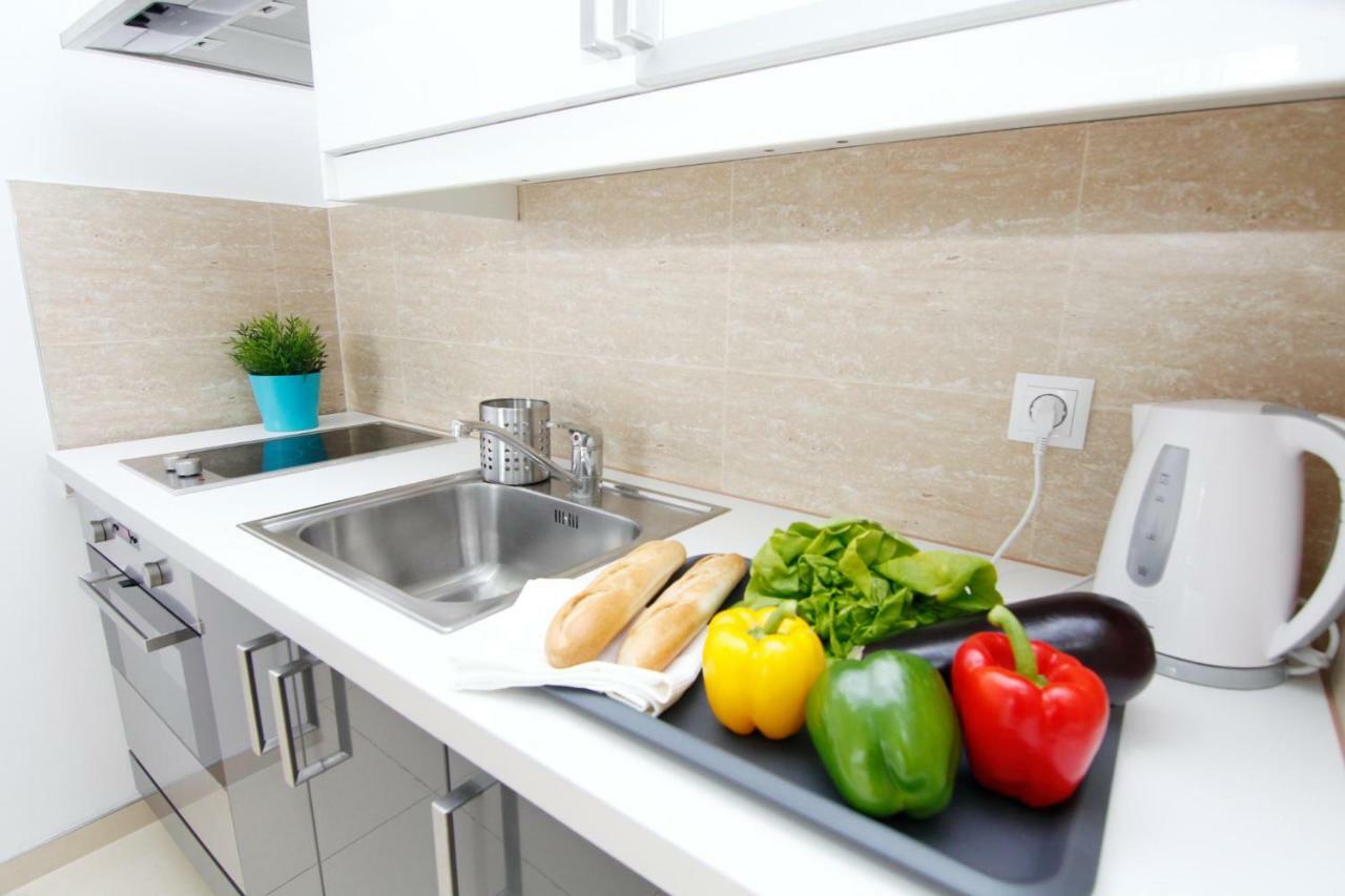 Blue River - Walonska 7 - Apartment With Garden ヴロツワフ エクステリア 写真